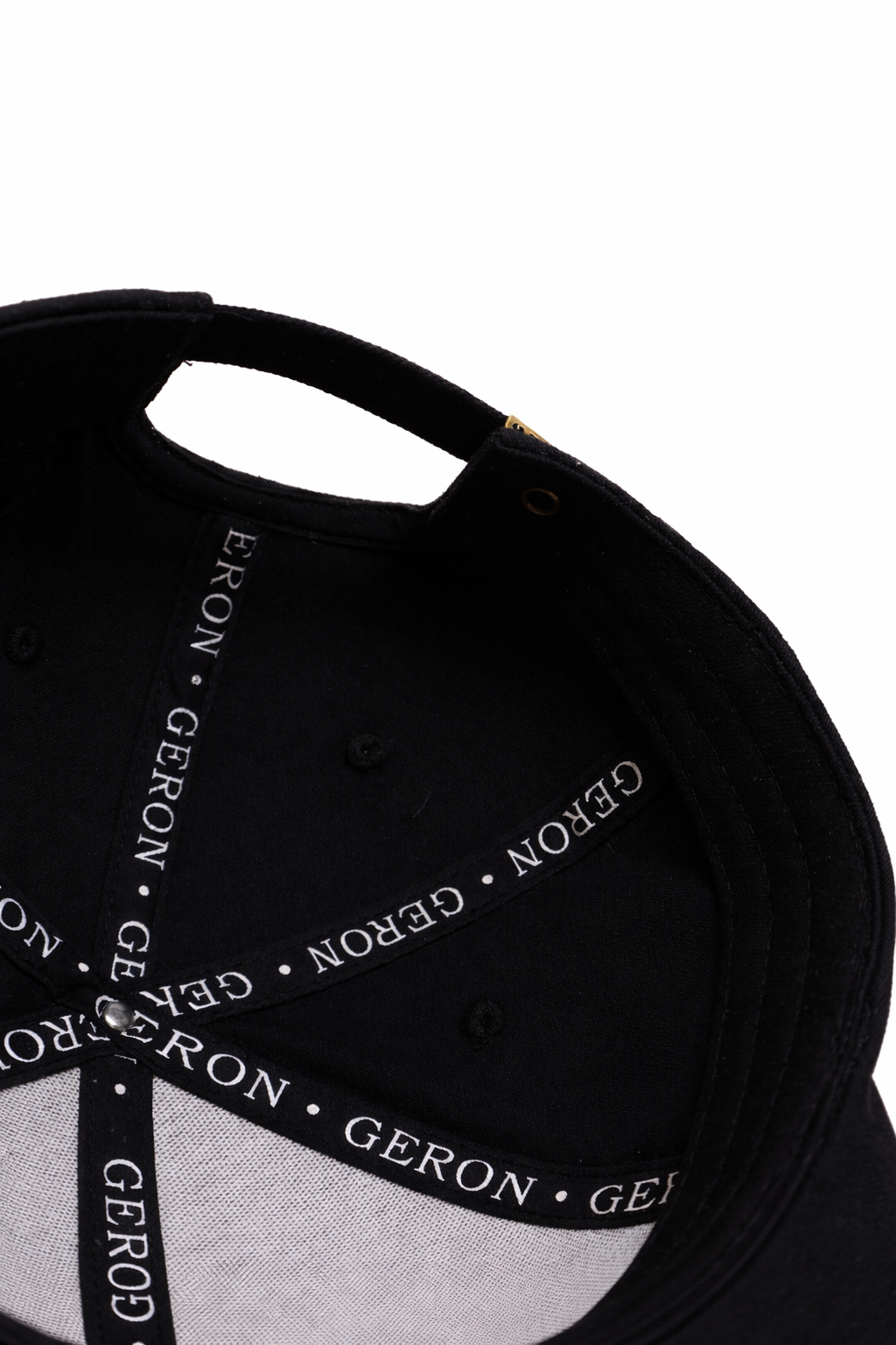 GERON Premium Cap – Black Gold Edition