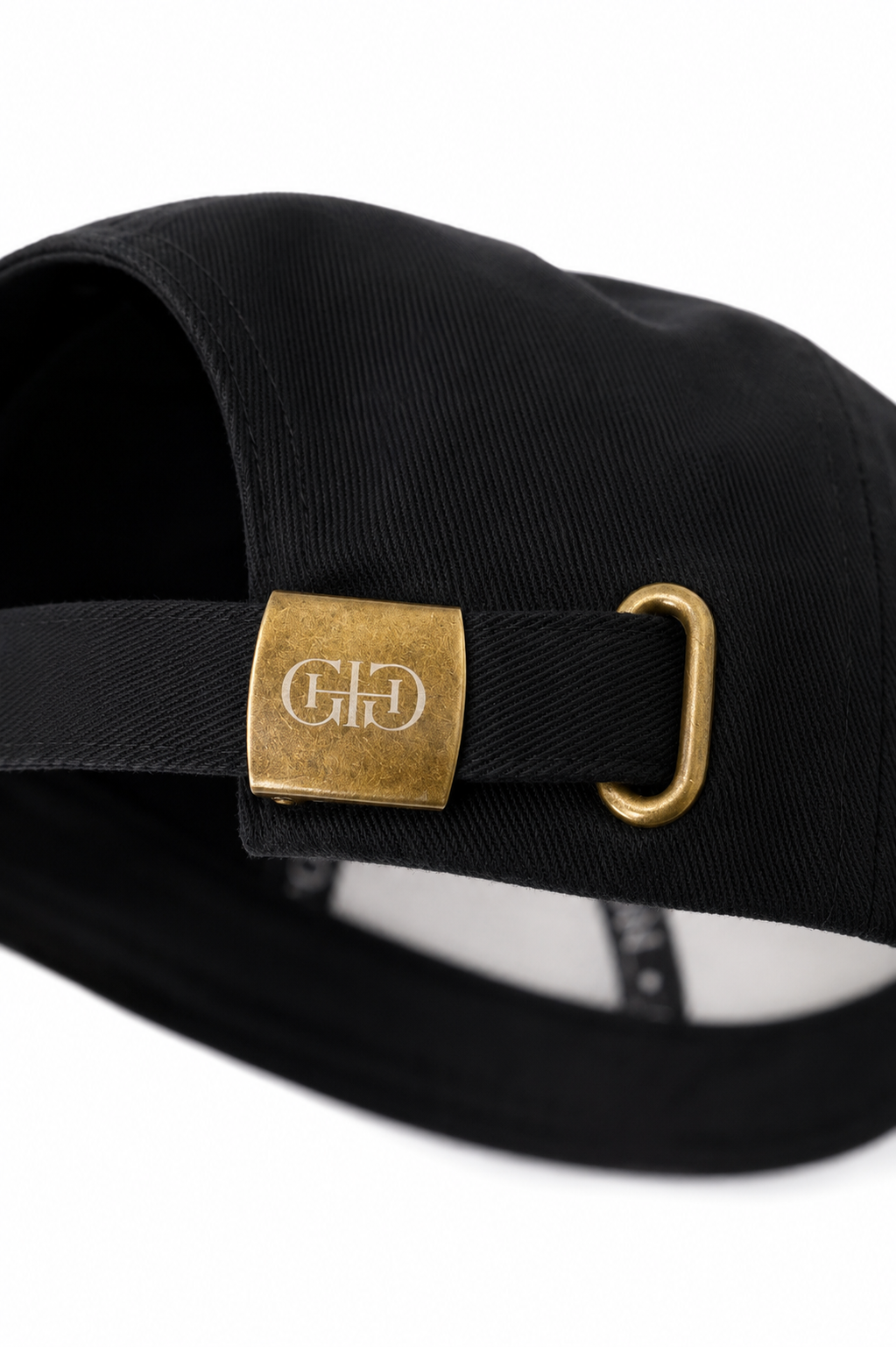 GERON Premium Cap – Black Gold Edition